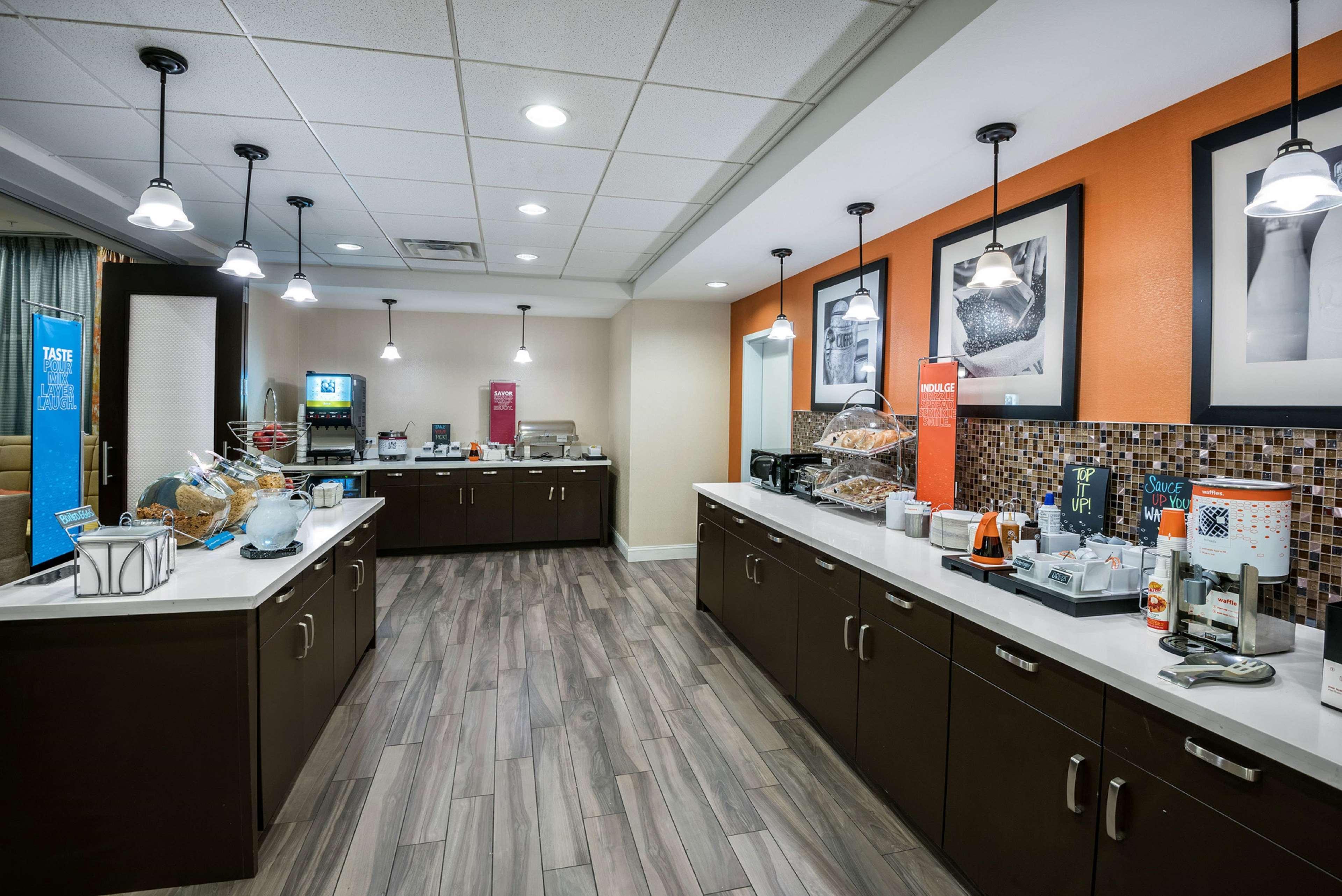 Hampton Inn & Suites San Antonio Brooks City Base, Tx מראה חיצוני תמונה