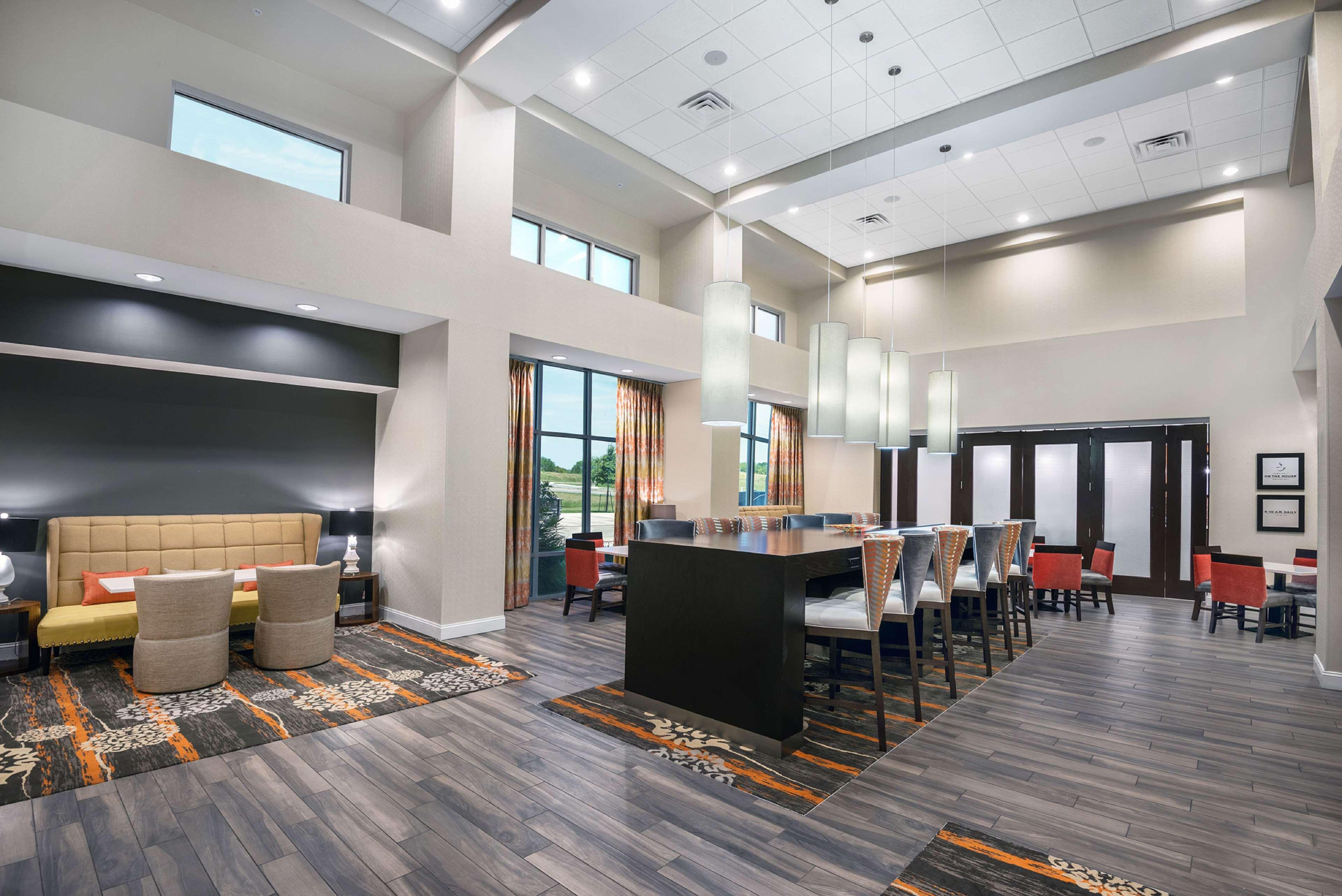 Hampton Inn & Suites San Antonio Brooks City Base, Tx מראה חיצוני תמונה